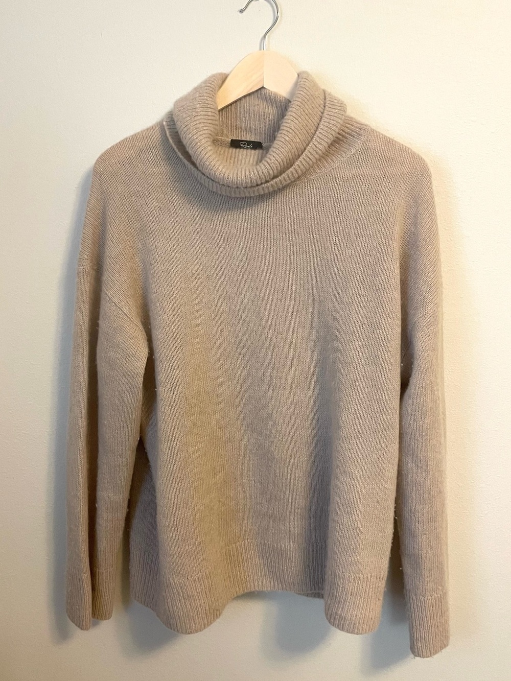 Rails - Cashmere Cream Ribbed Turtleneck Sweater - Size L